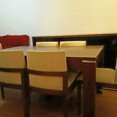 Parque Nacoes Lisbona