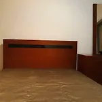 Parque Nacoes Apartment Lissabon