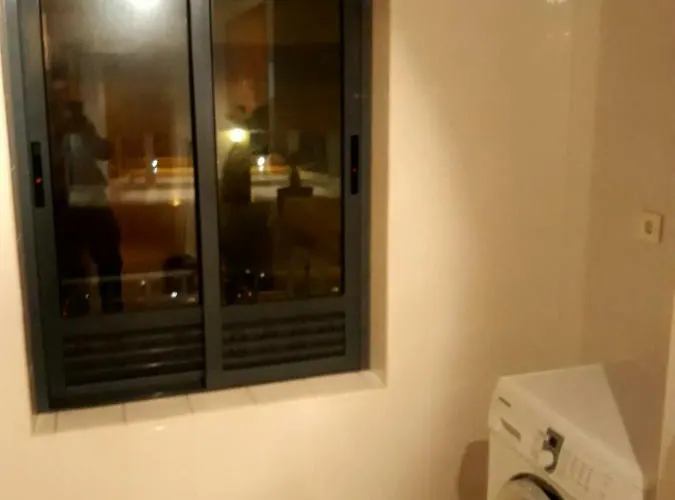 Parque Nacoes 公寓